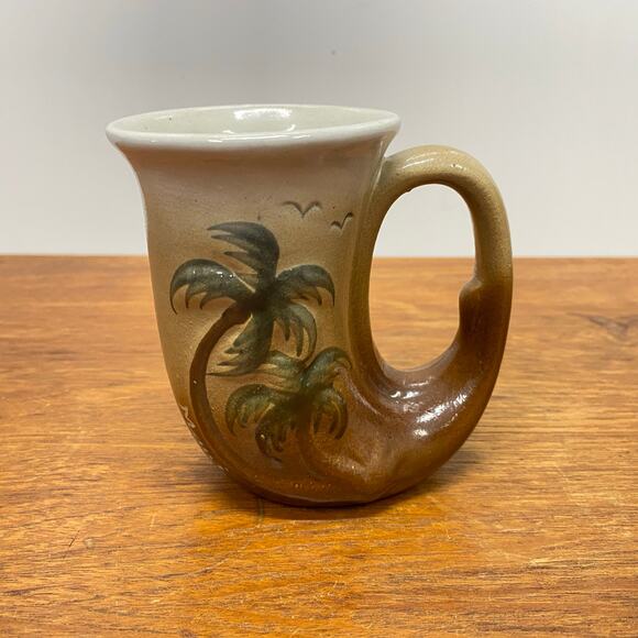 Vintage Hawaii Horn Coffee Mug Maui Souvenir‎ Palm Trees Hand Crafted - Picture 1 of 10